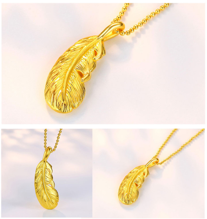 Stylish Jewelry Display