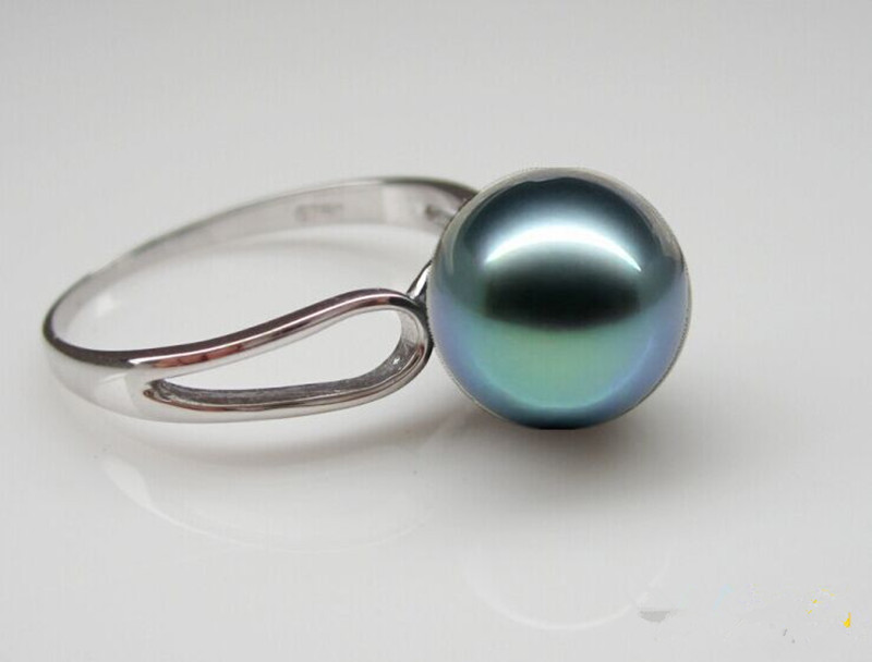 Tahiti Mother-of-Pearl Ring