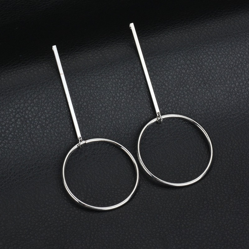 Elegant Design of Earrings