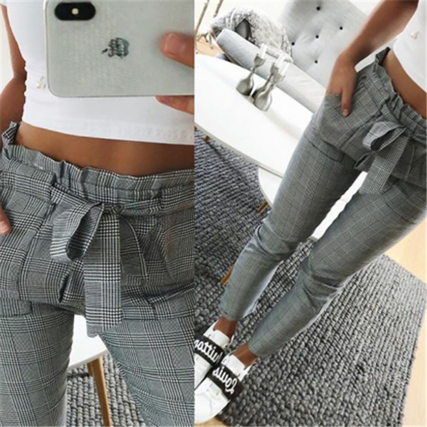 Casual style with plaid pants