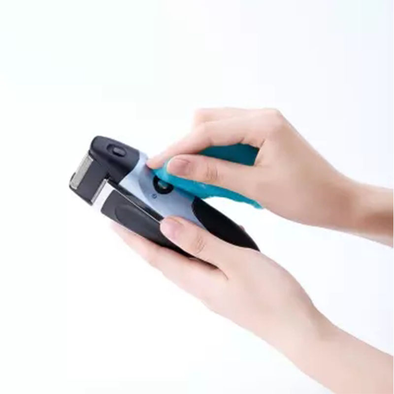 Cleaning Soft Adhesive Image 10