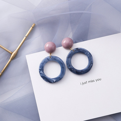 Geometric Earrings Image 3