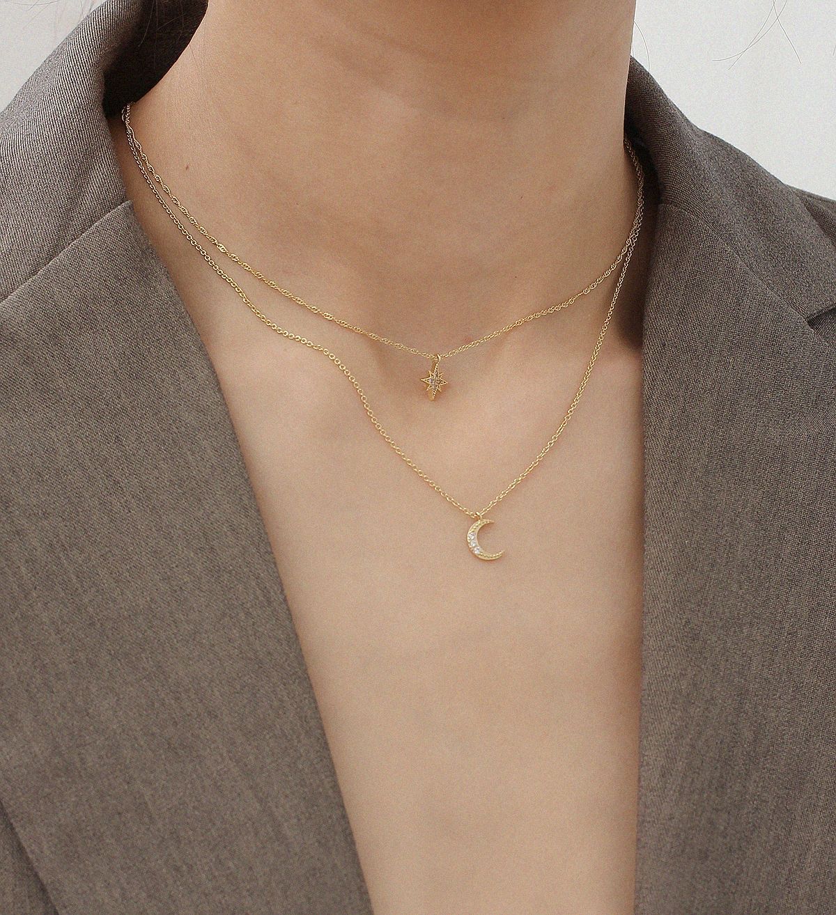 HYACINT Necklace Image 4