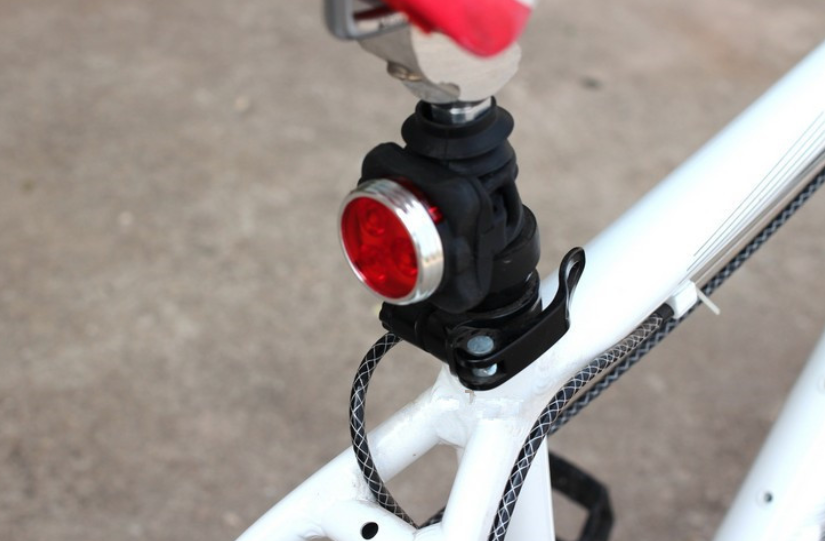 Mountain Bike Tail Light