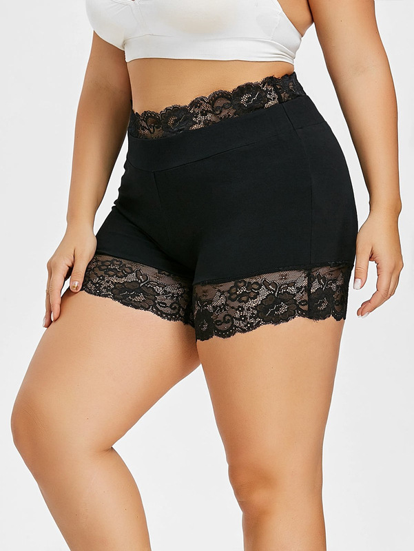 Lace Panel Bottoming Shorts - Detail
