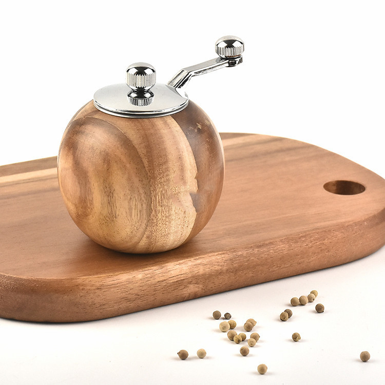 Pepper Grinder Image 2