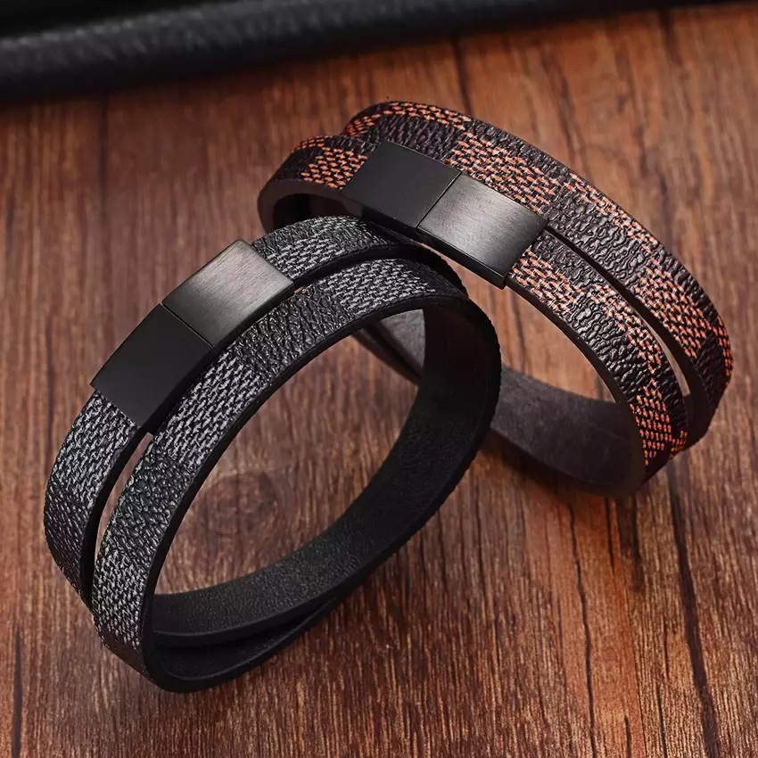 Men's Stainless Steel Leather Bracelet - Lifestyle