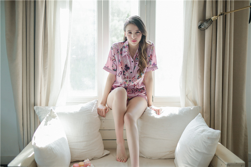 Pajama Set Image 2