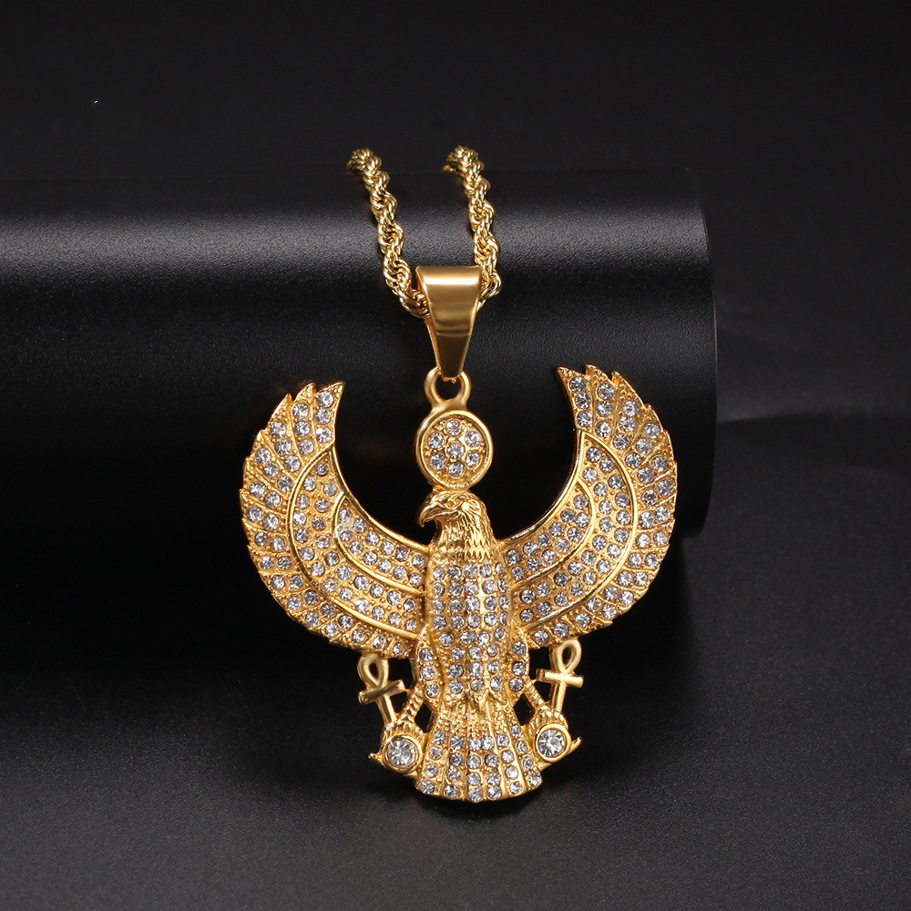 Elegant Chain Design