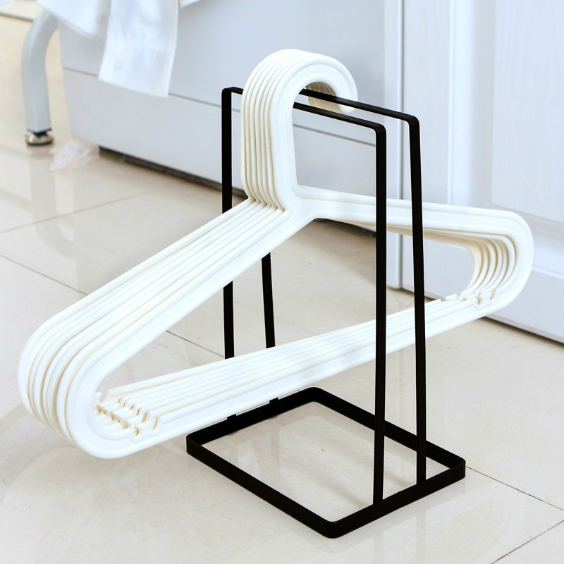 Mini Portable Iron Desktop Hanger