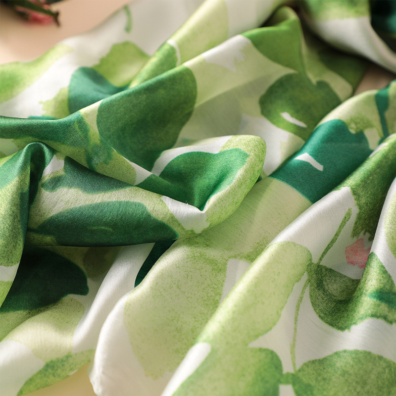 Elegant Scarf Image 4