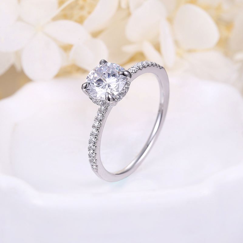 Elegant Silver Ring