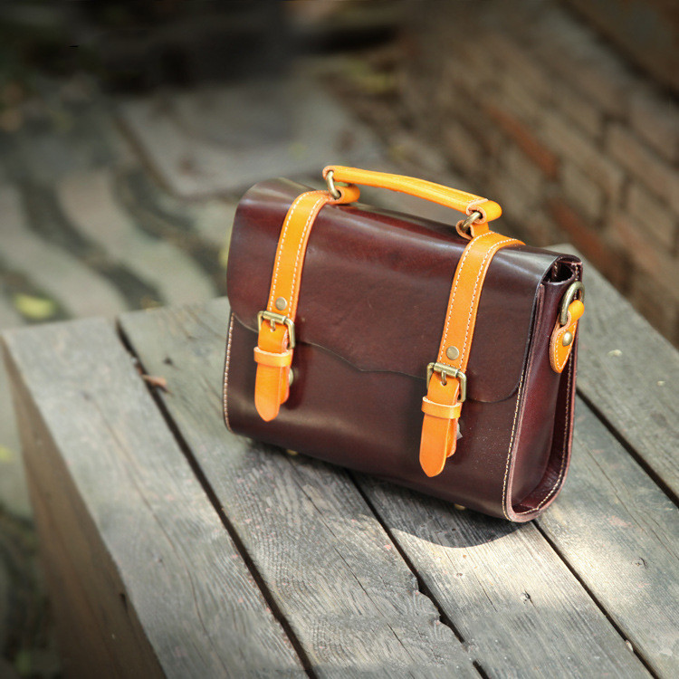 Handmade Vegetable Tanned Leather Bag Image 2