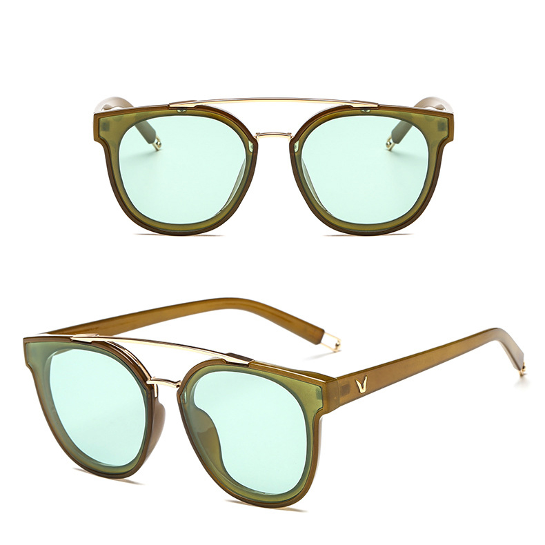 Fashion Women's Sunglasses - Image 1