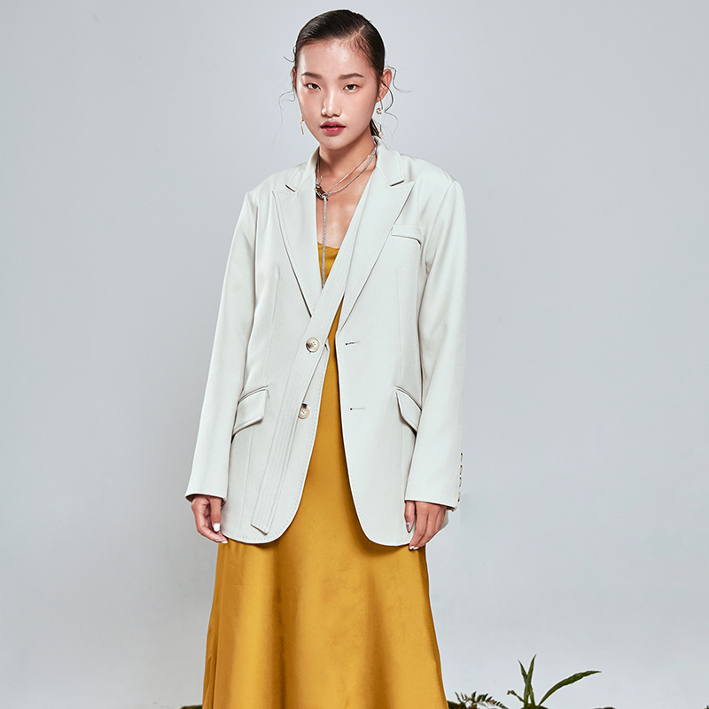 Women's Blazer Image 7