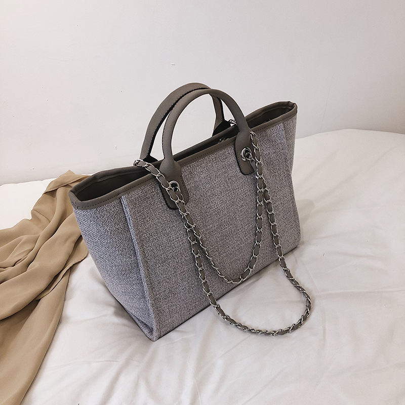 Tote Bag Image 4