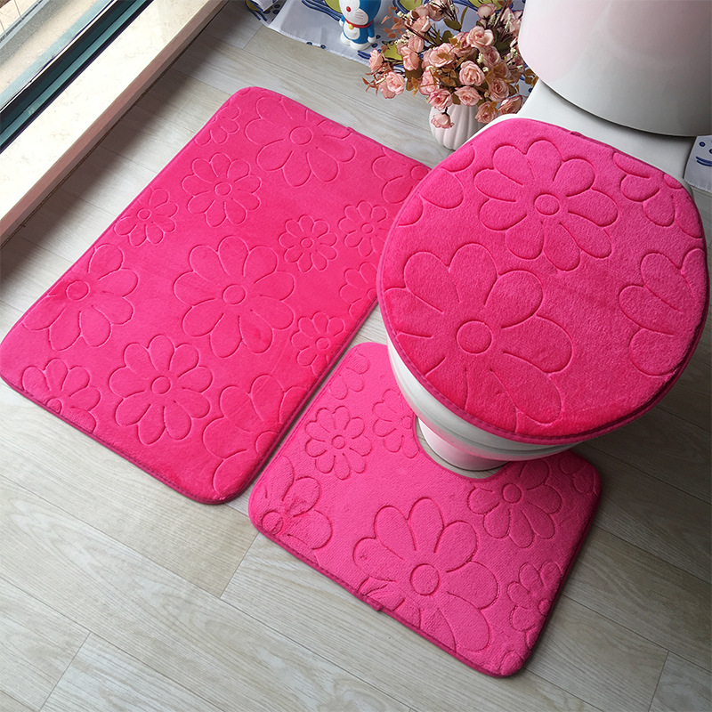 Three-piece Embossed Toilet Set