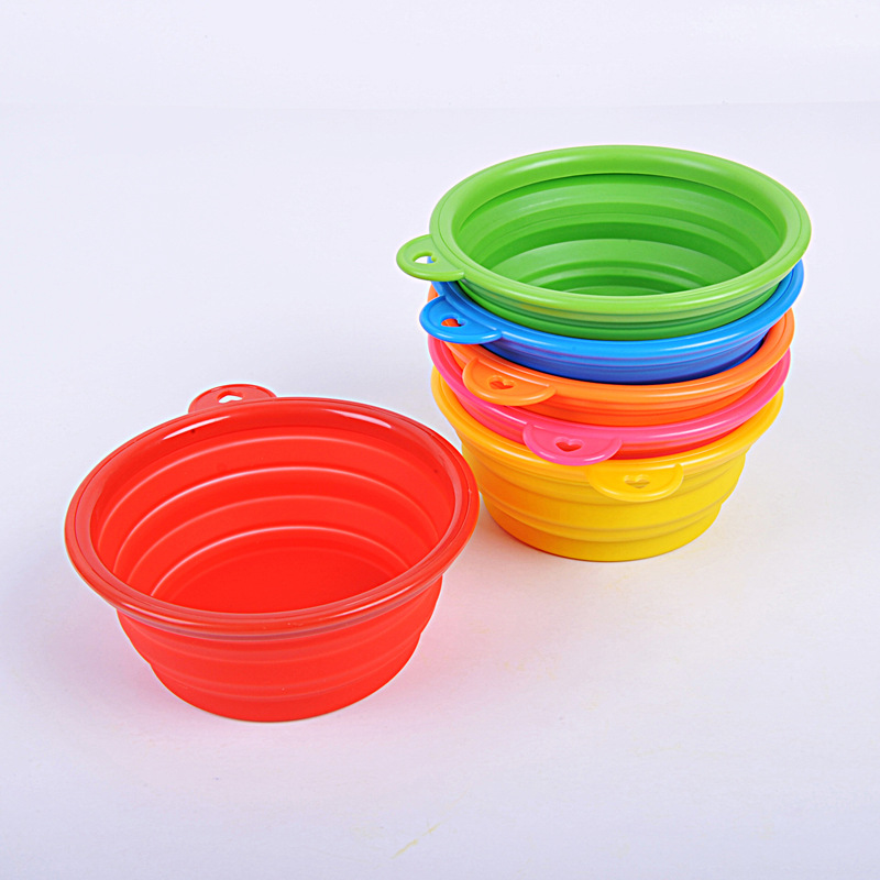 Portable Pet Bowl in Use