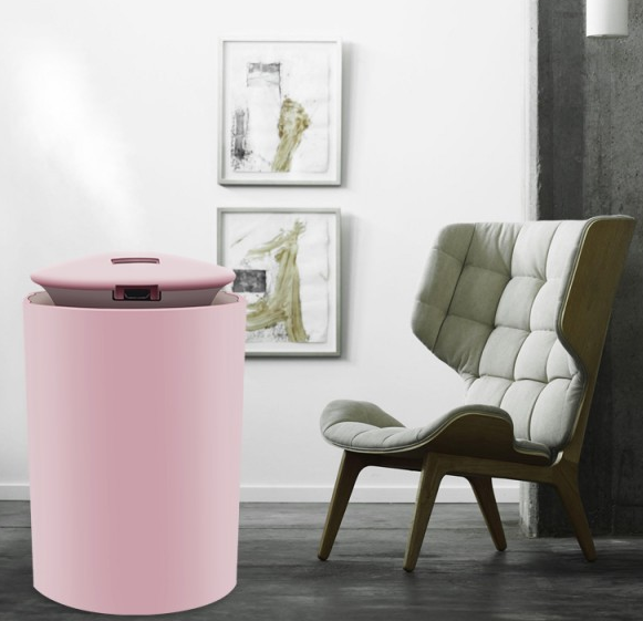Humidifier in use
