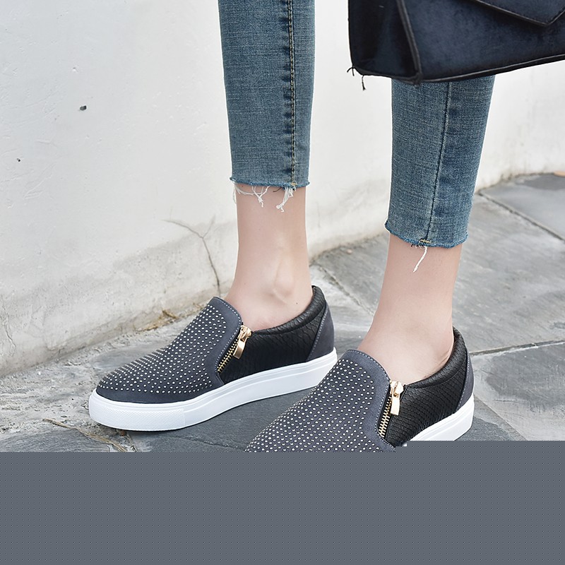 Double Zipper Sneakers 3