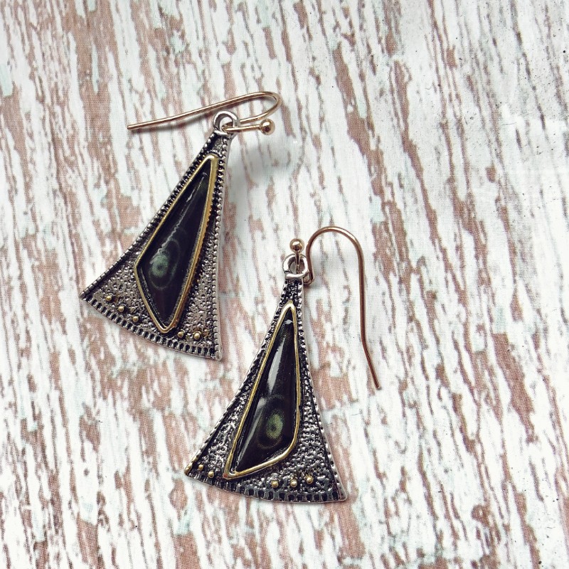 Stylish earrings for women