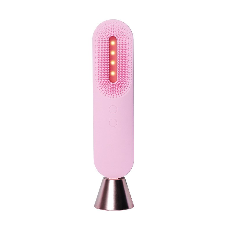 Cleansing Brush in Action