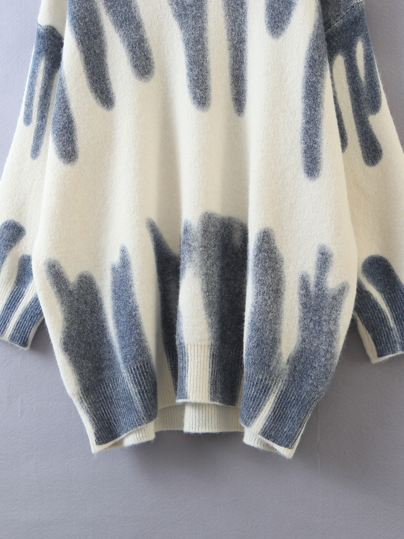 Sweater Image 5
