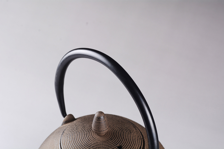 Iron Kettle Image 7