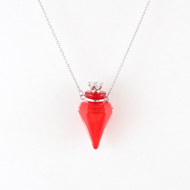Essential Oil Pendant Necklace Image 9