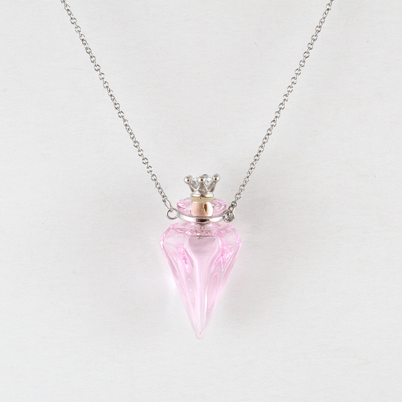 Essential Oil Pendant Necklace Image 10