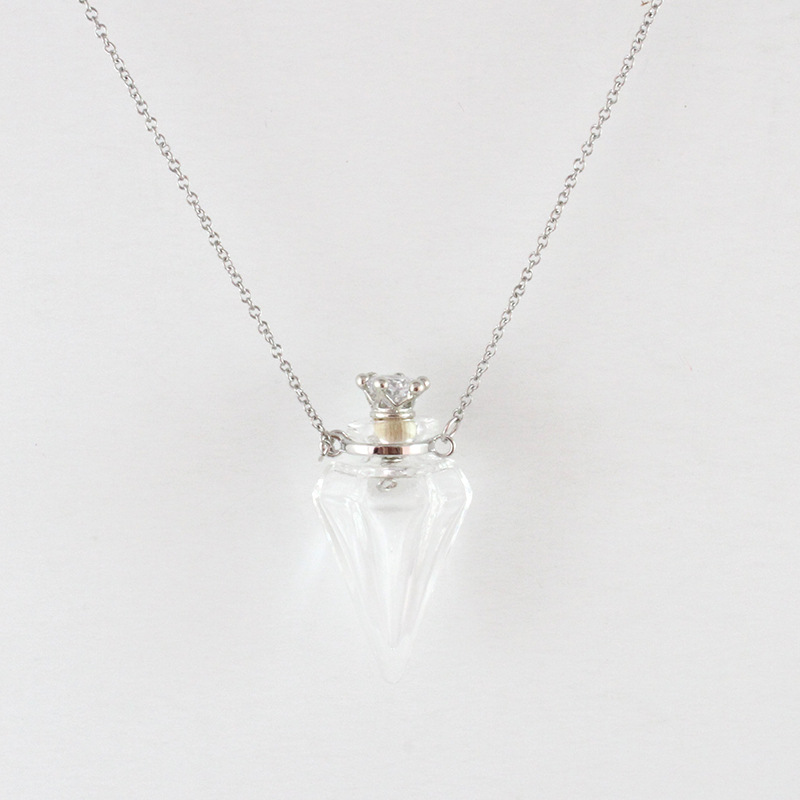 Essential Oil Pendant Necklace Image 7
