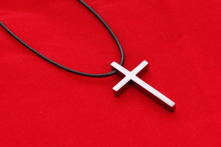 Stylish Cross Necklace