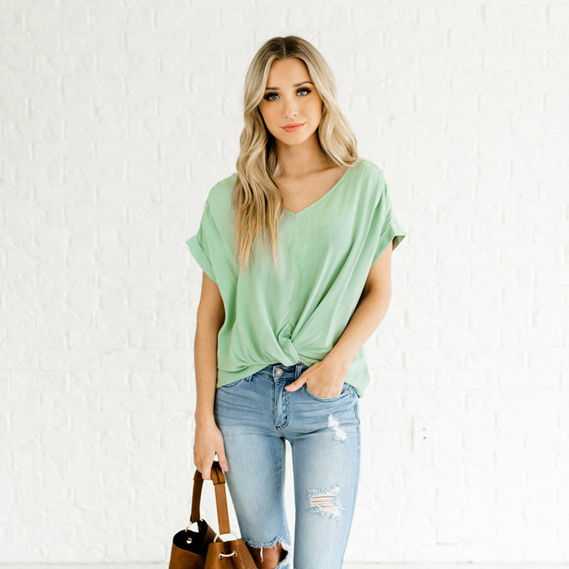 V-neck T-shirt in Army Green