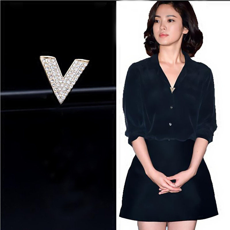 Anti light Brooch flower