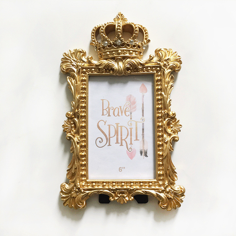 Crown Frame Image 3