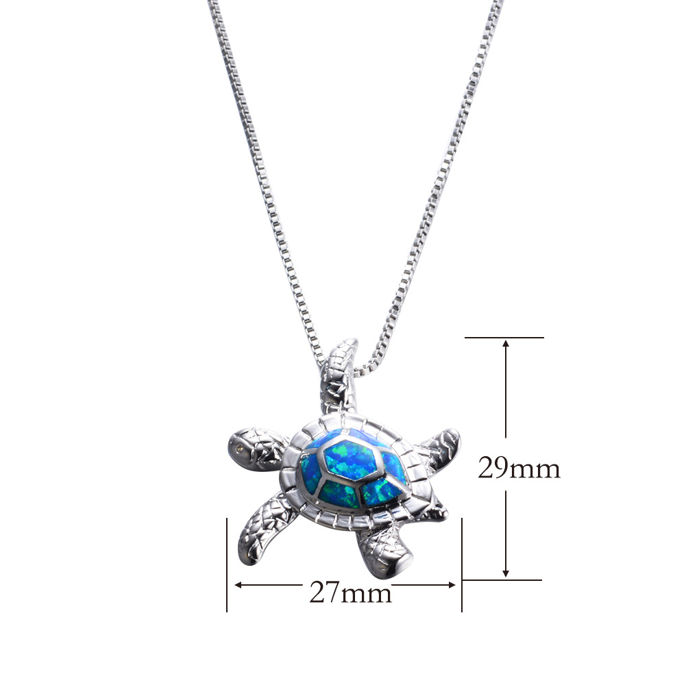 Turtle necklace in blue