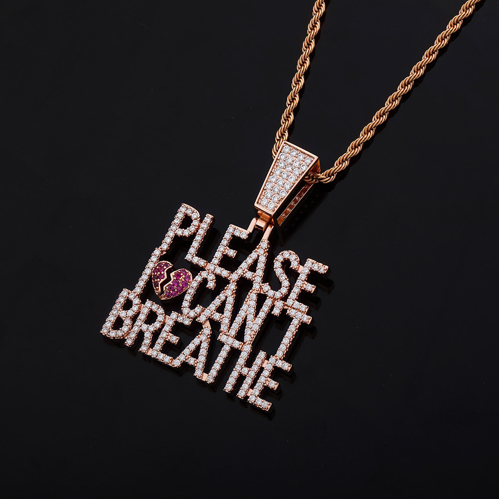 Detailed View of the Pendant Necklace