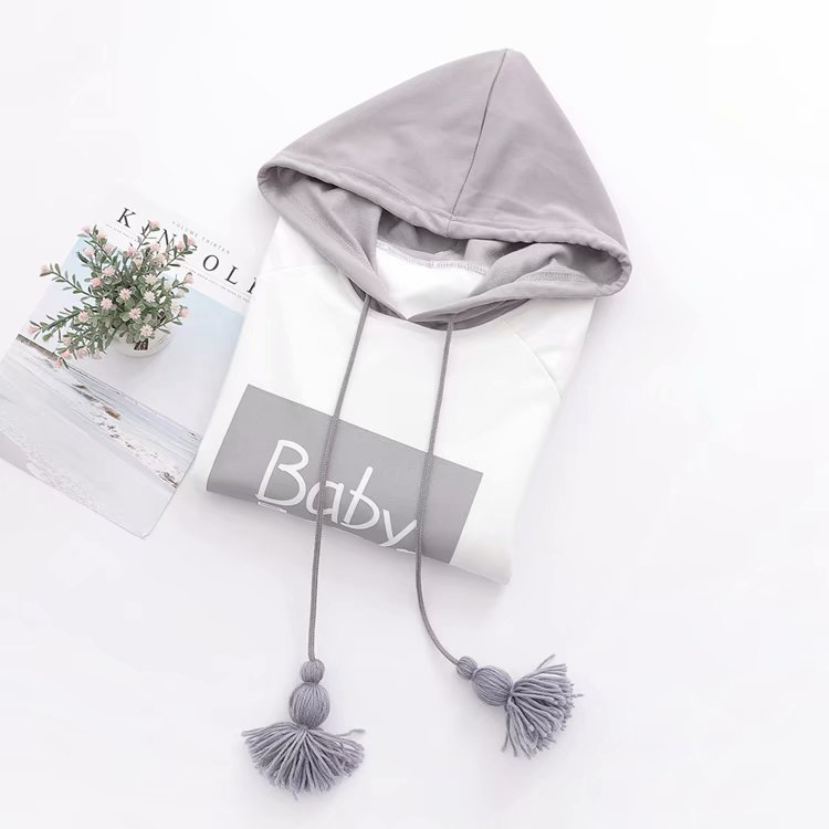 Cartoon print sweet tassel hooded long-sleeved pullover
