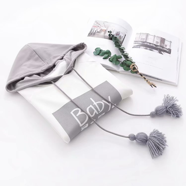 Cartoon print sweet tassel hooded long-sleeved pullover