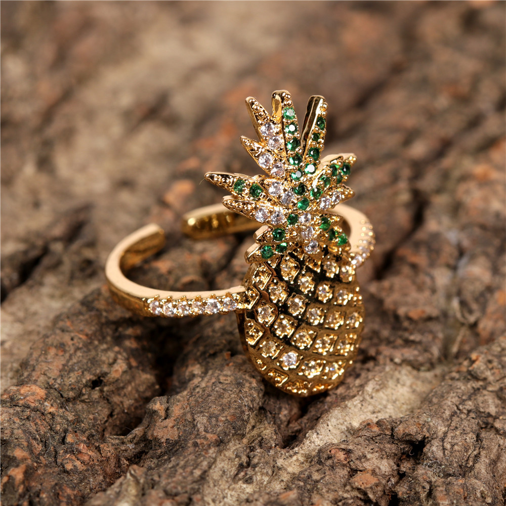Pineapple Ring Lifestyle