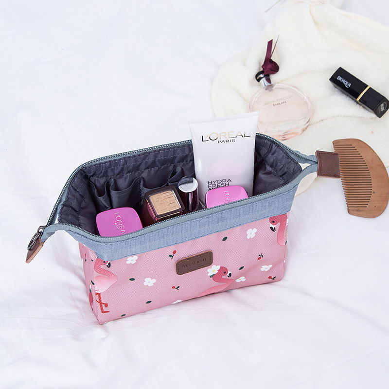WEEKEIGHT Flamingo Makeup Bag in Use
