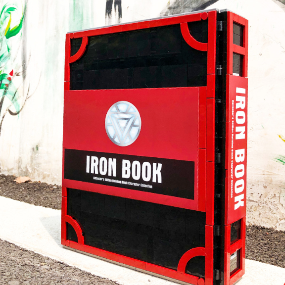 Iron Man Building Set Image 3