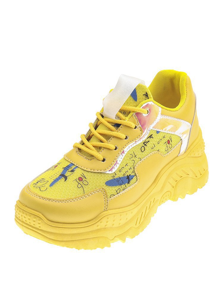 Sneakers Image 3