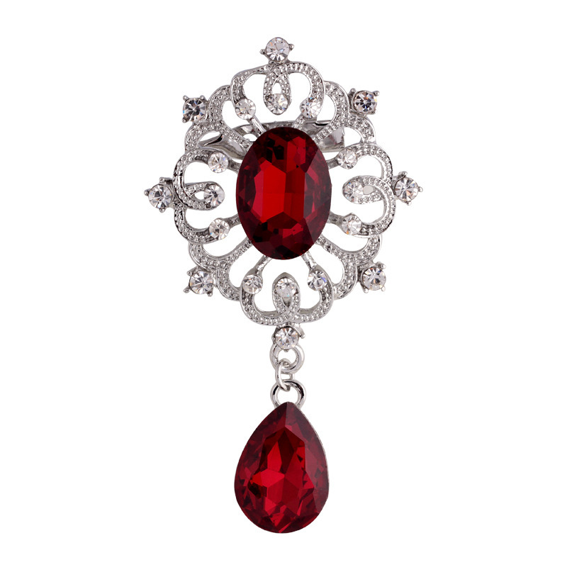 Leaf Brooch Image 5