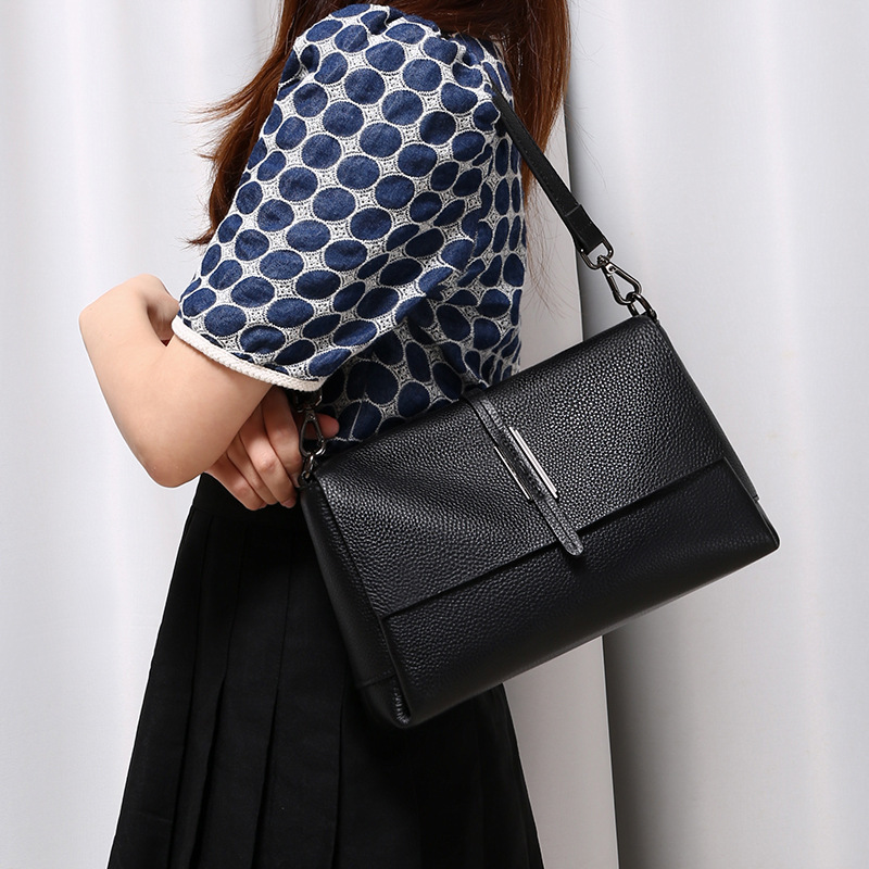 Stylish genuine leather women's bag