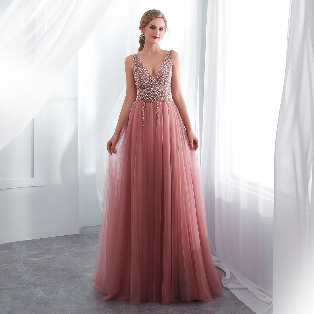 Elegant Evening Dress Image 2