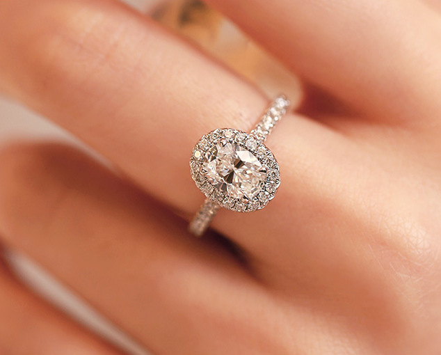 Elegant Zircon Ring