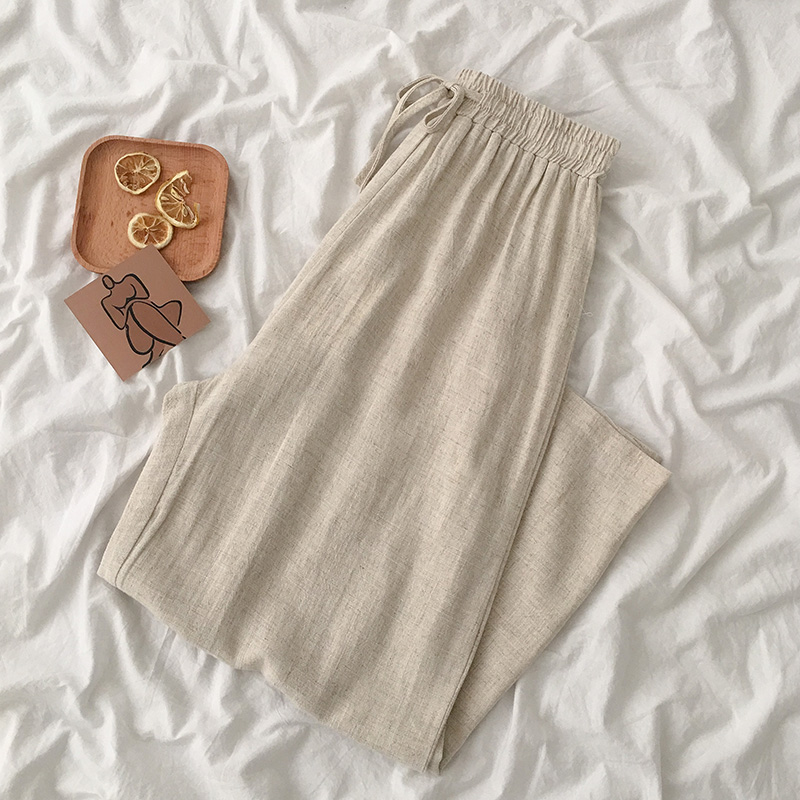 Casual look with wide-leg pants