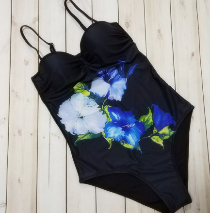 Swimsuit Detail 5