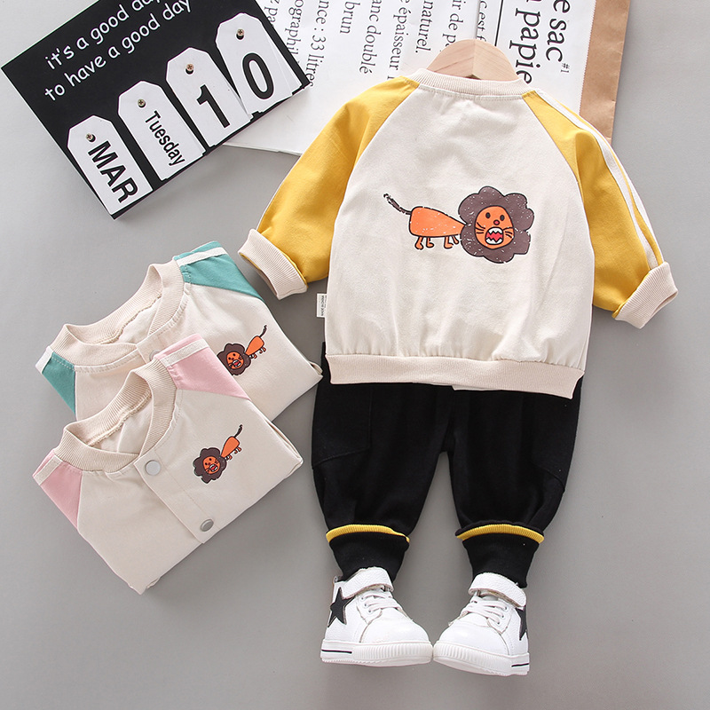 Children's Cartoon Lion Tracksuit Details